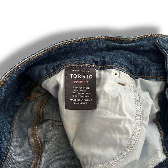Torrid Premium Jeans Women's Plus 18R Blue Jeggings Distressed High Rise Curvy - Picture 11 of 16